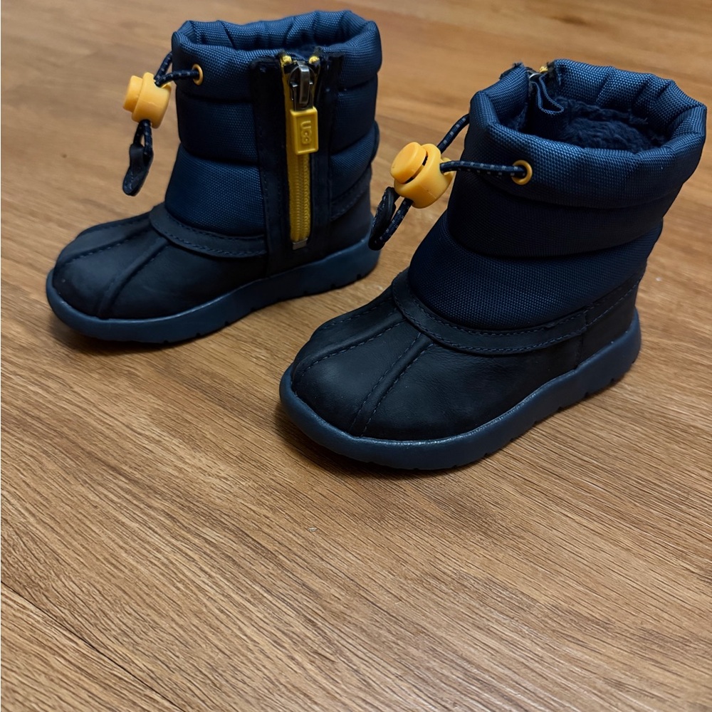 UGG Kids Navy and Yellow Boy’s Boots